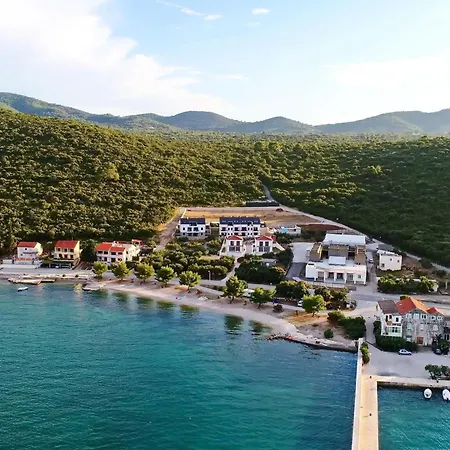 Stipo - Comfort Two Bedroom With Balcony And Sea View A2